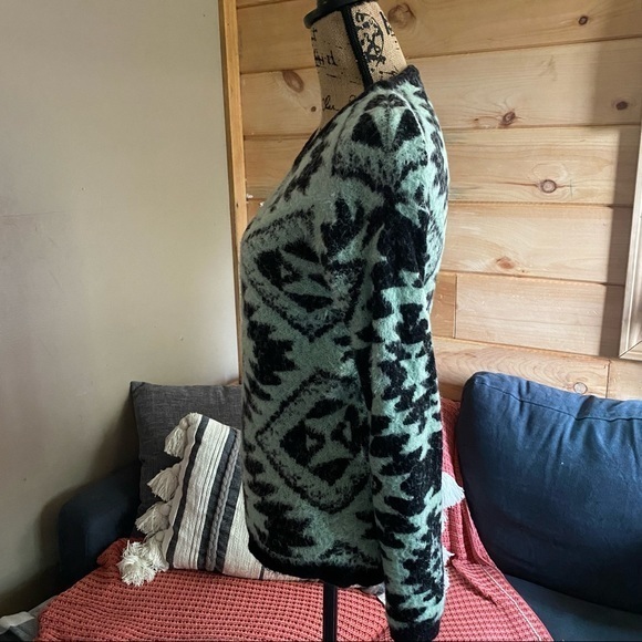 Say What? Aztec Style Fuzzy Sweater M - Picture 2 of 5